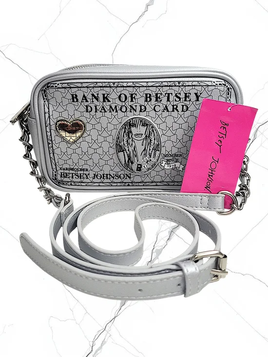 Betsey Johnson Silver 'Bank of Betsey Diamond Card' Crossbody and Wallet Set - Picture 4 of 12